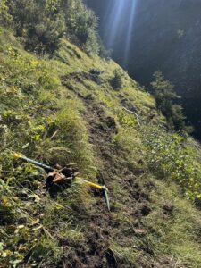 Piochage du chemin